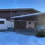 Quaint Mansion Near Bus In Feriehus