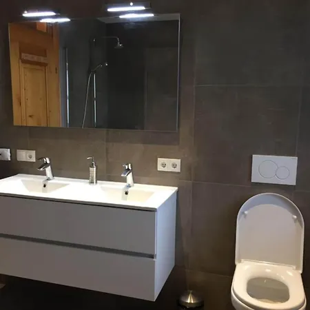 Quaint Mansion Near Bus In Holiday home *