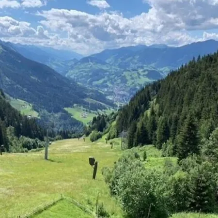 Holiday home Quaint Mansion Near Bus In Goldegg